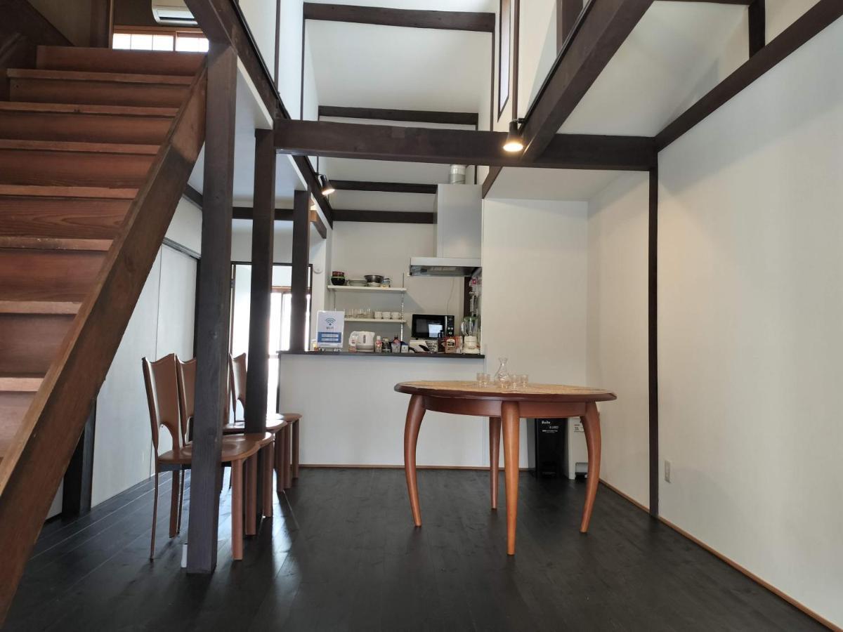 Retro Villa Fooga 昭和町屋貸切 風雅 Kinugasa Экстерьер фото